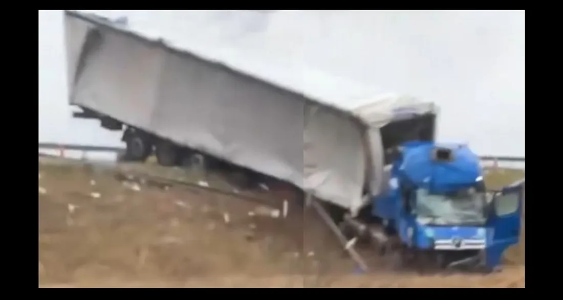 Camion accidenté sur l'A5b