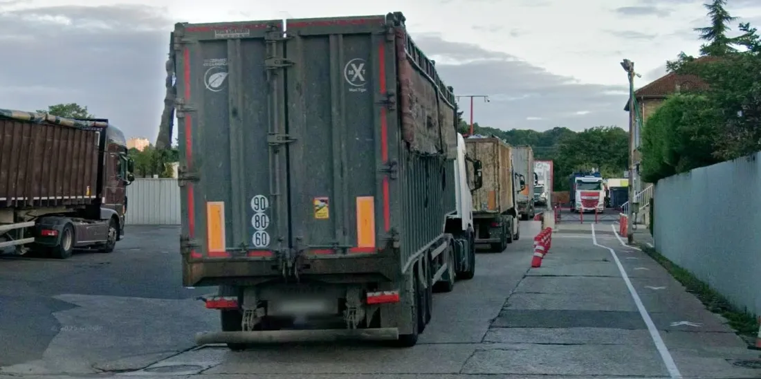 Centre de tri des déchets à Athis-Mons