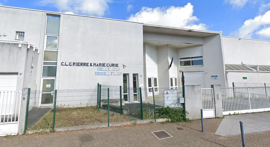 Collège Pierre et Marie Curie à Dreux