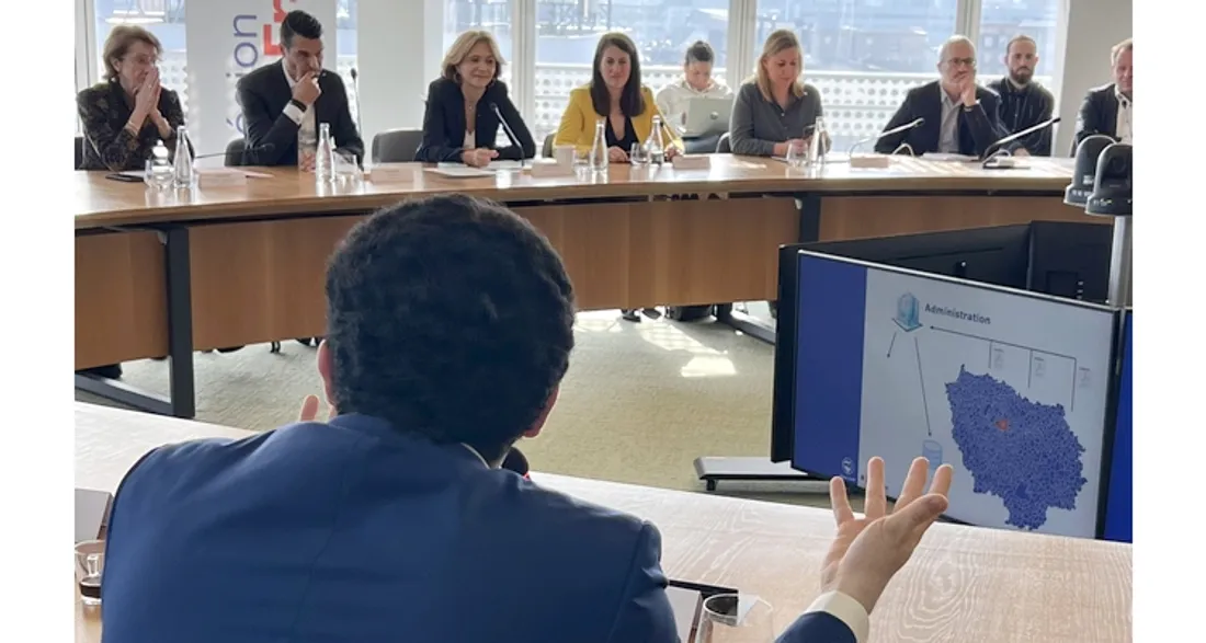 Lancement de "Démonstrateur"