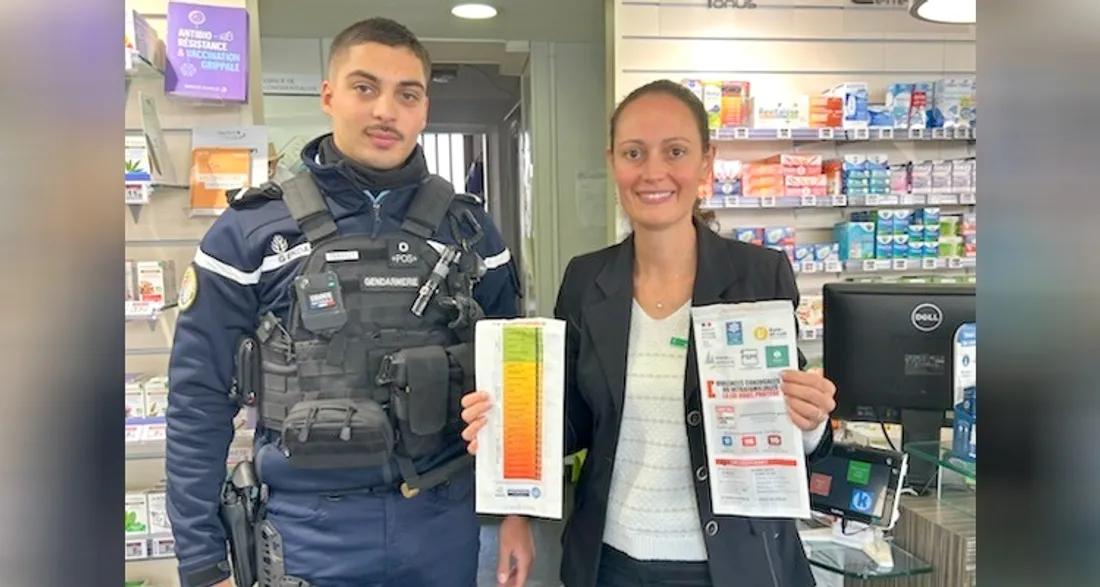 Gendarme eurélien dans une pharmacie