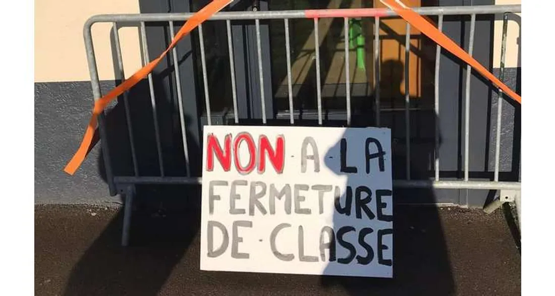 Action contre la fermeture de classe