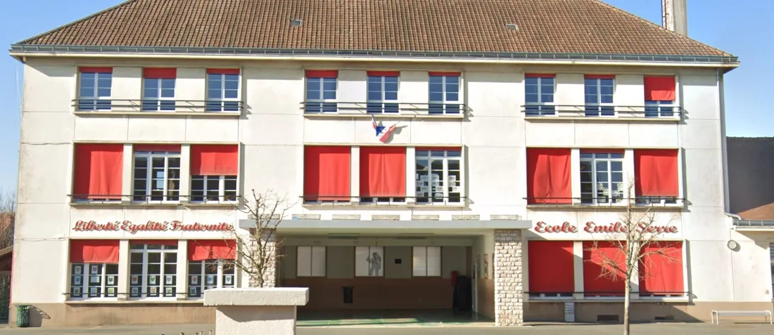 Ecole Emile Serre à Neauphle-le-Château