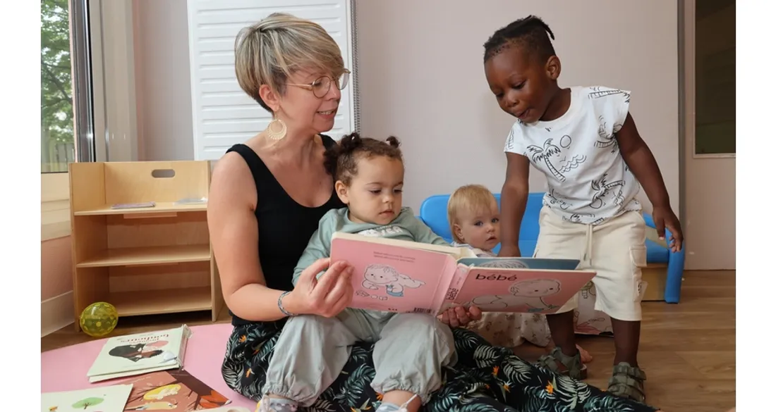 Enfants dans une crèche