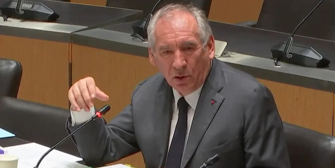 François Bayrou interrogé par les parlementaires