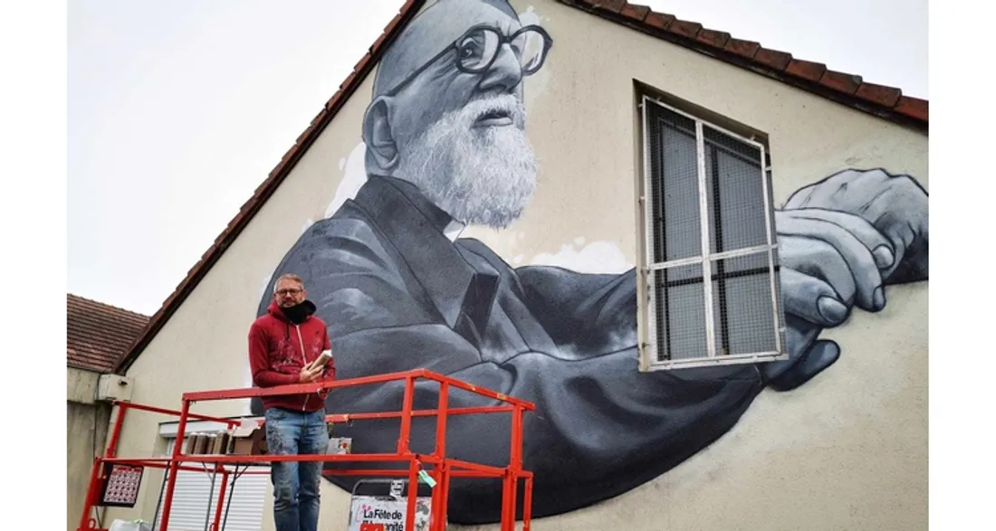 Fresque de l'Abbé Pierre
