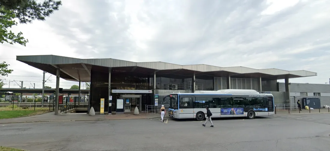 Gare d'Emervainville-Pontault-Combault