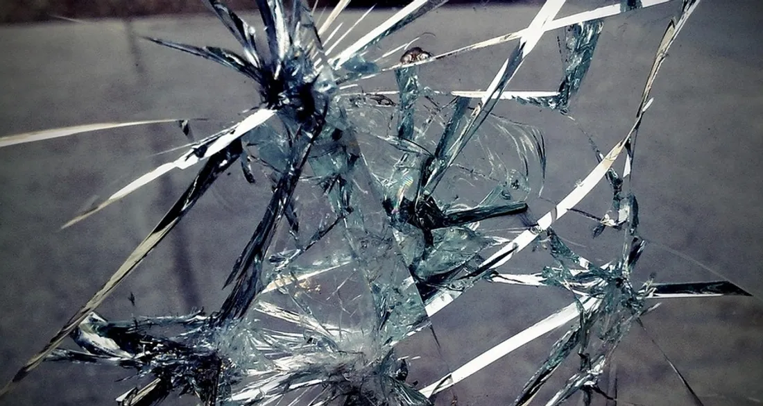 Verre brisé