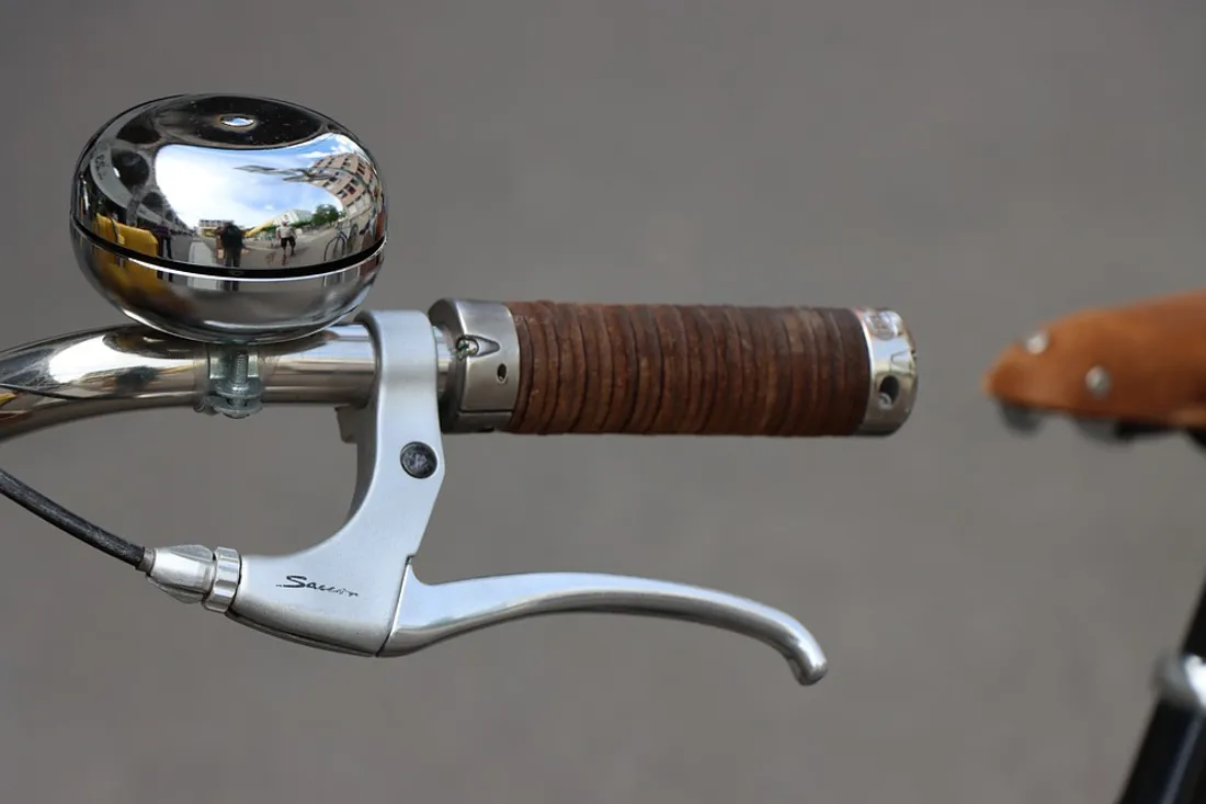 Guidon de vélo et sonnette