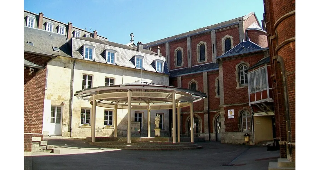 Institution Saint-Joseph du Moncel à Pont-Sainte-Maxence