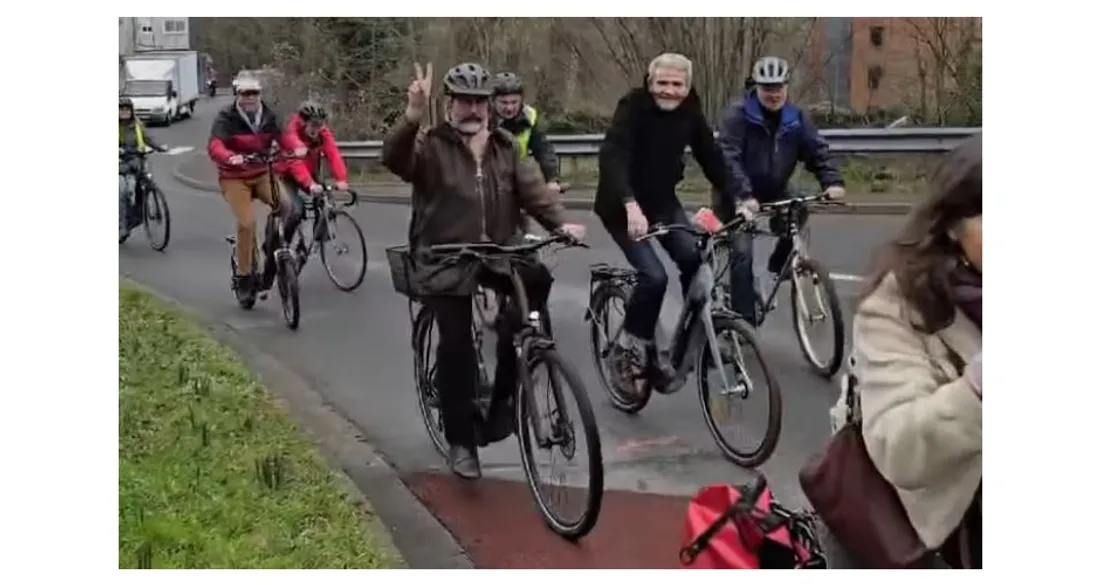 Le maire Jean-François Vigier teste le rond-point à la hollandaise