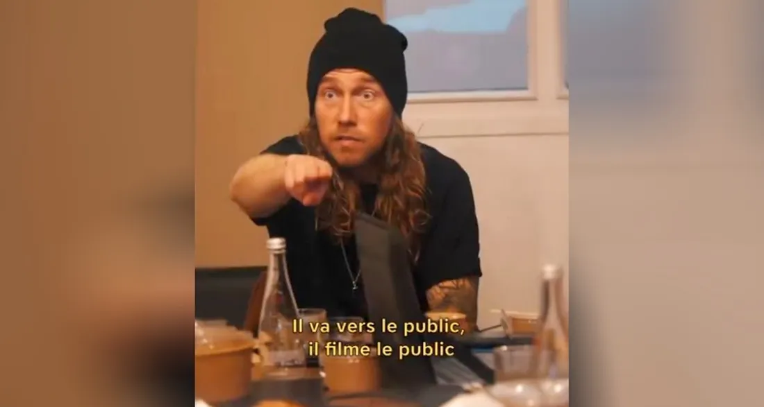 Julien Doré en pleine réflexion