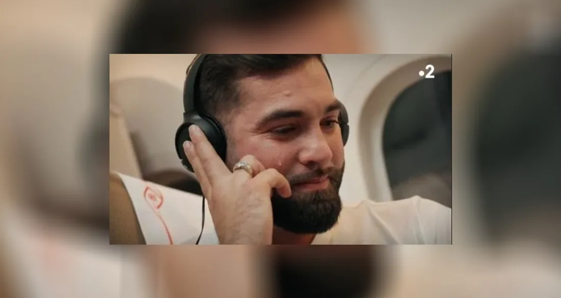 Kendji pleure sur France 2