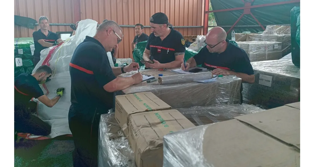 Pompiers en action à Mayotte