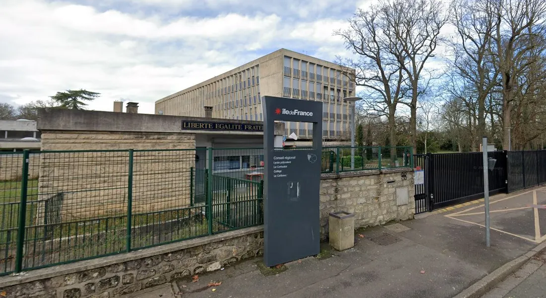 Lycée Le Corbusier à Poissy