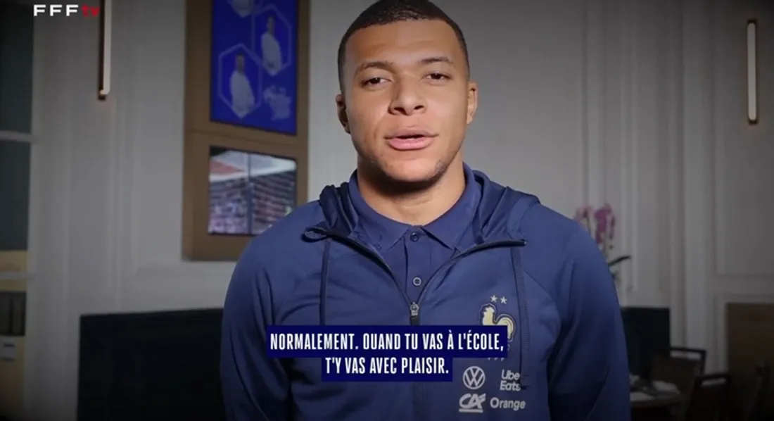 Kylian M'Bappé et les Bleus s'engagent contre le harcèlement