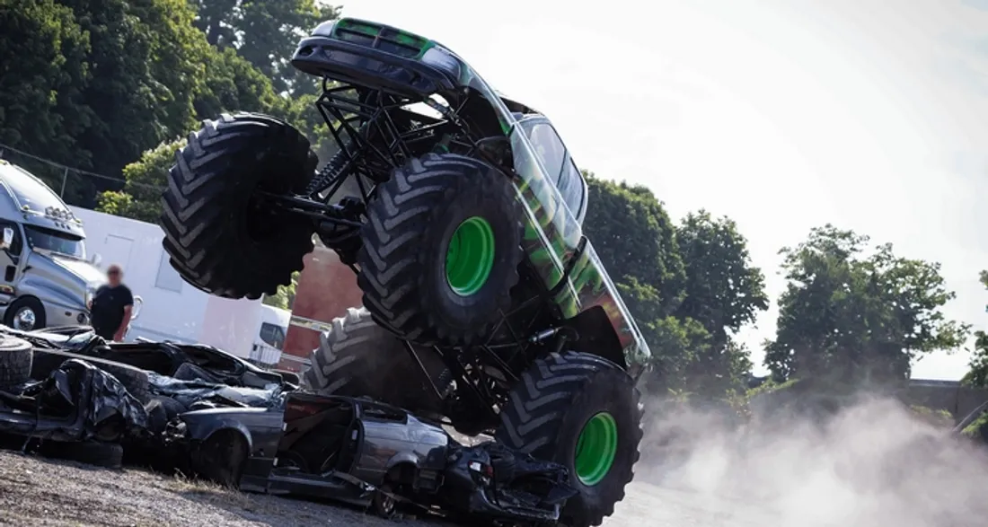 Monster truck