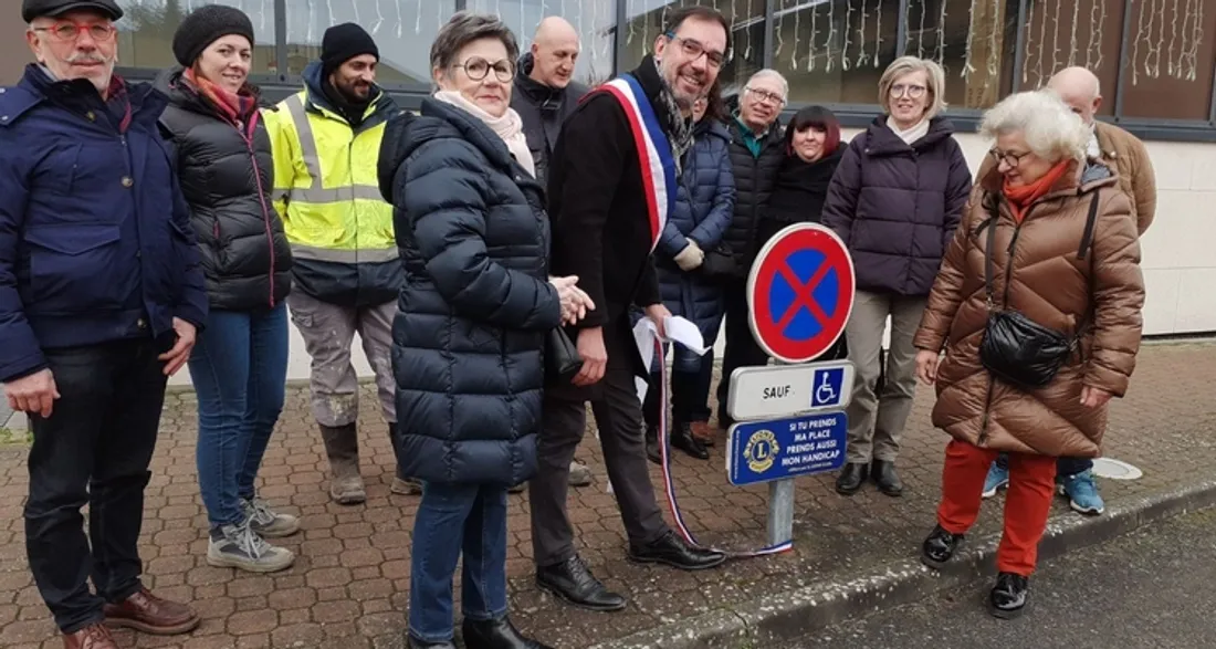 Panneaux liés au handicap