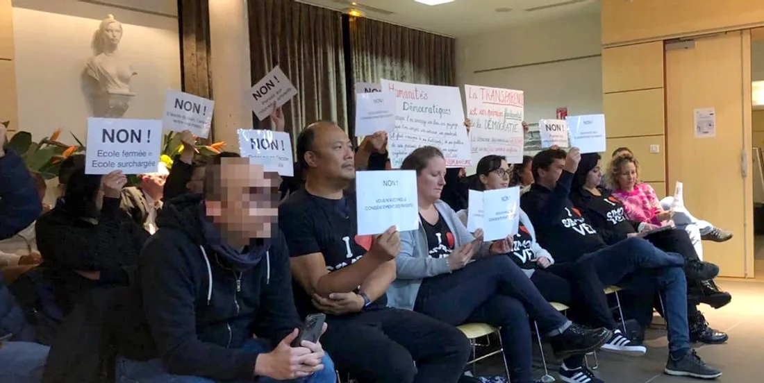 Parents d'élèves en colère à Magny-le-Hongre