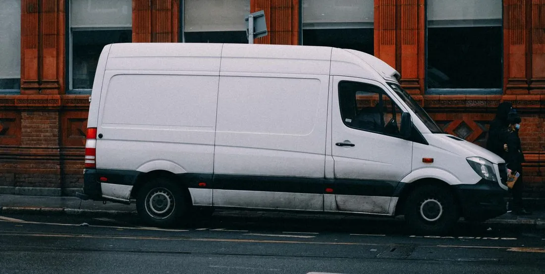 Fourgon blanc