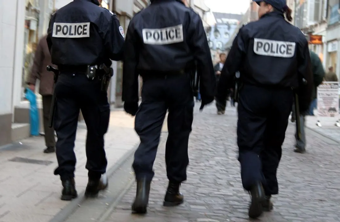 Policiers en patrouille