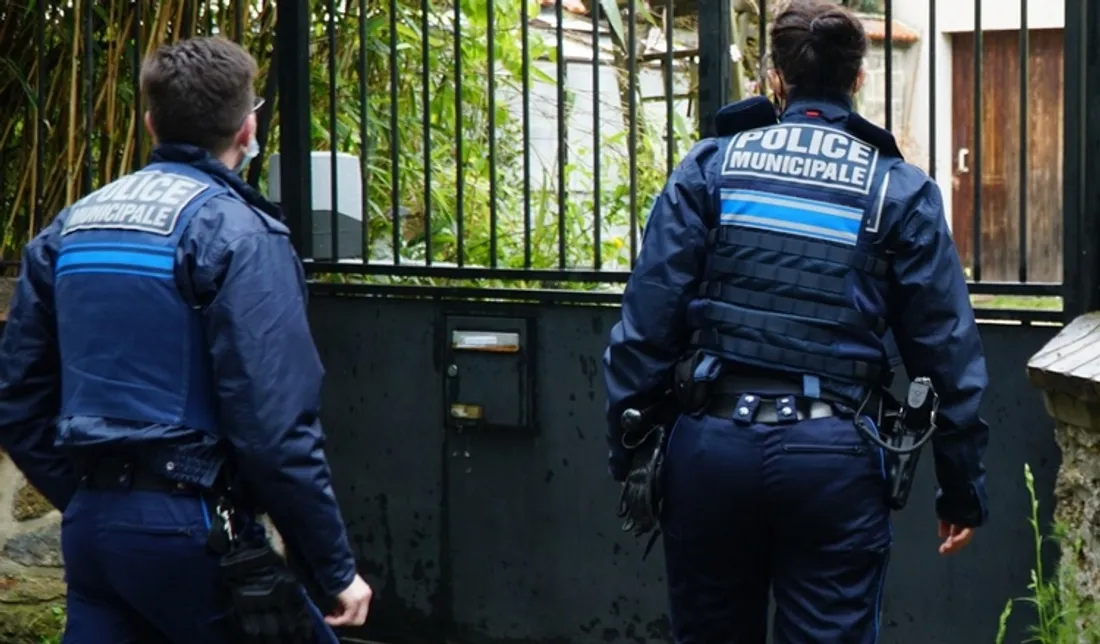 Policiers municipaux