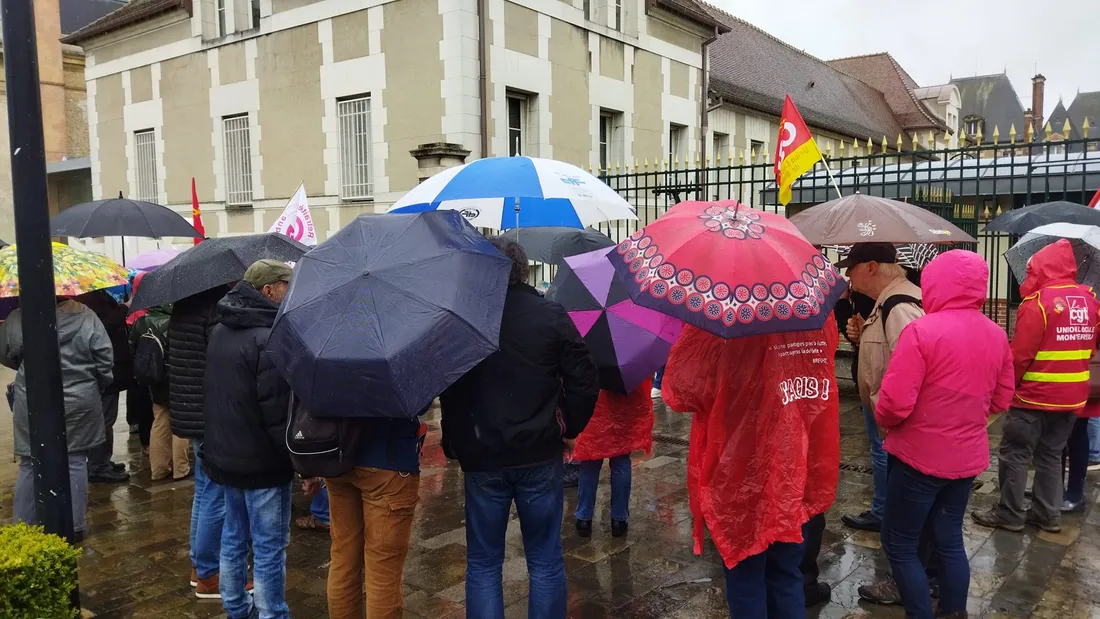 Rassemblement de retraités à Melun