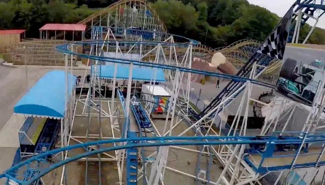 Roller coaster Formule 1 au Parc Saint Paul