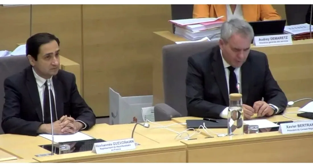 Hovhannès Guévorkian et Xavier Bertrand