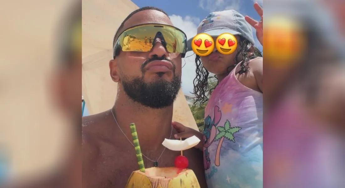 Slimane et sa fille Esmeralda en vacances