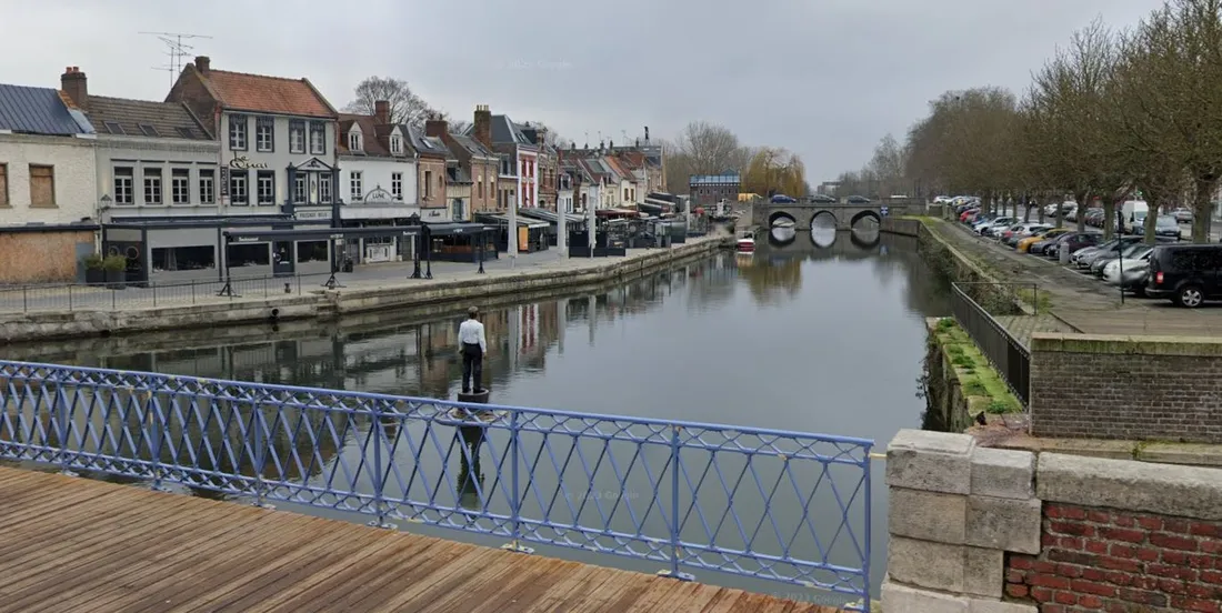Le fleuve Somme au quartier de Saint-Leu à Amiens