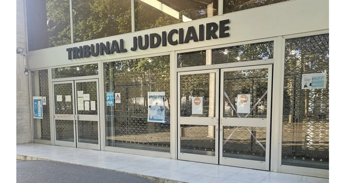 Tribunal d'Évry-Courcouronnes