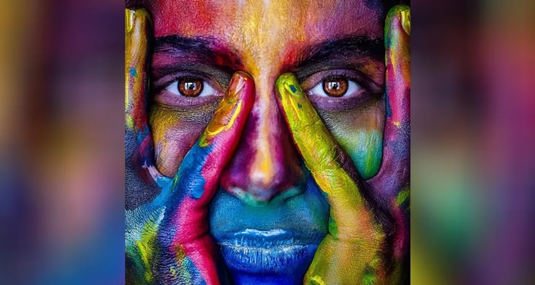 Visage coloré