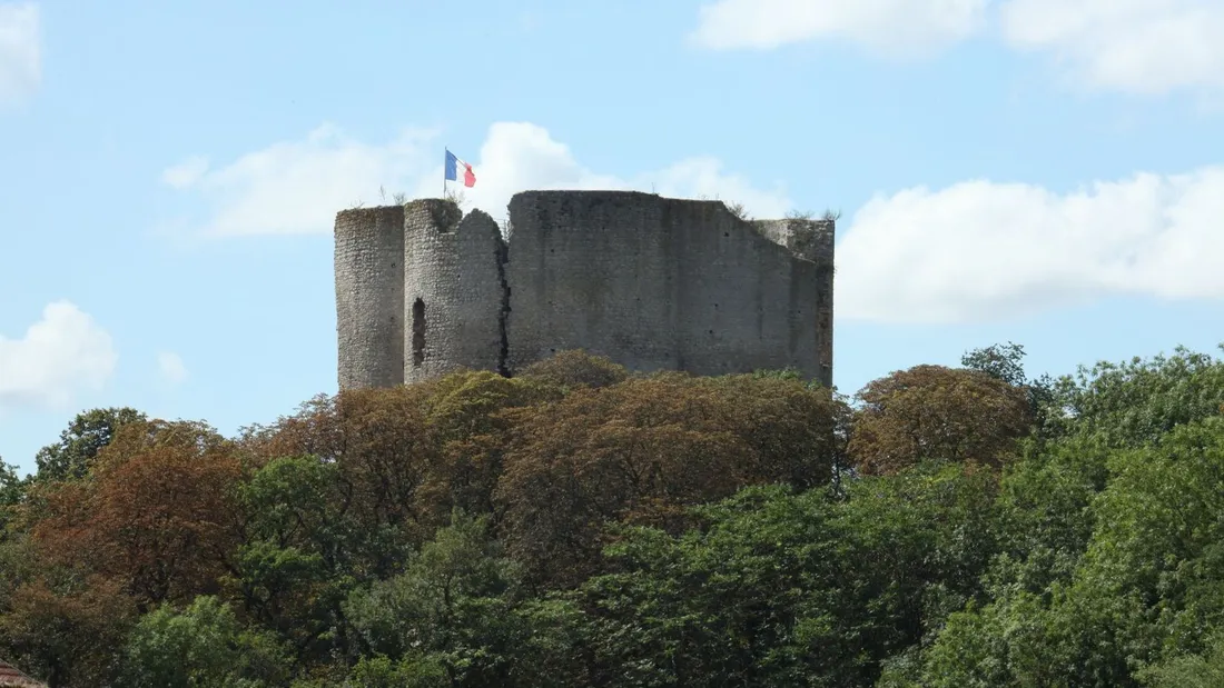 Tour de Guinette à Étampes