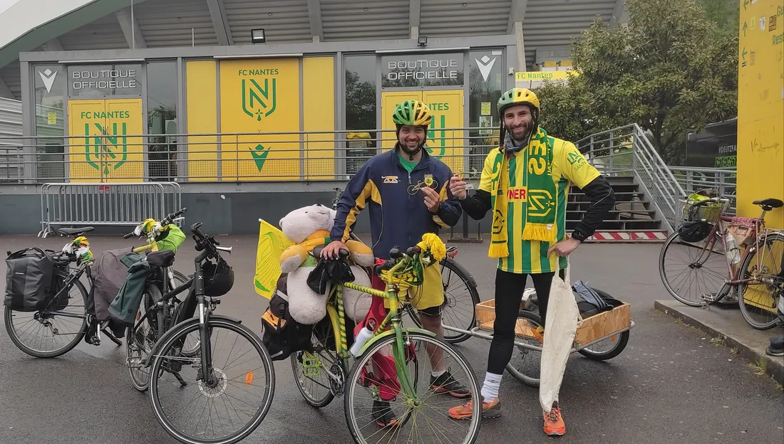 Kévin et Joris au stade de la Beaujoire, ce mercredi 26 avril, à quelques minutes du départ.