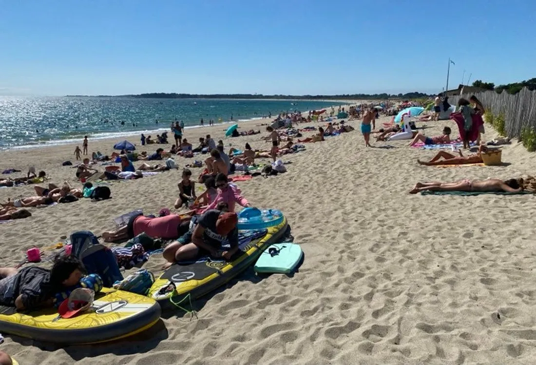 Une plage de Sarzeau en juillet 2022