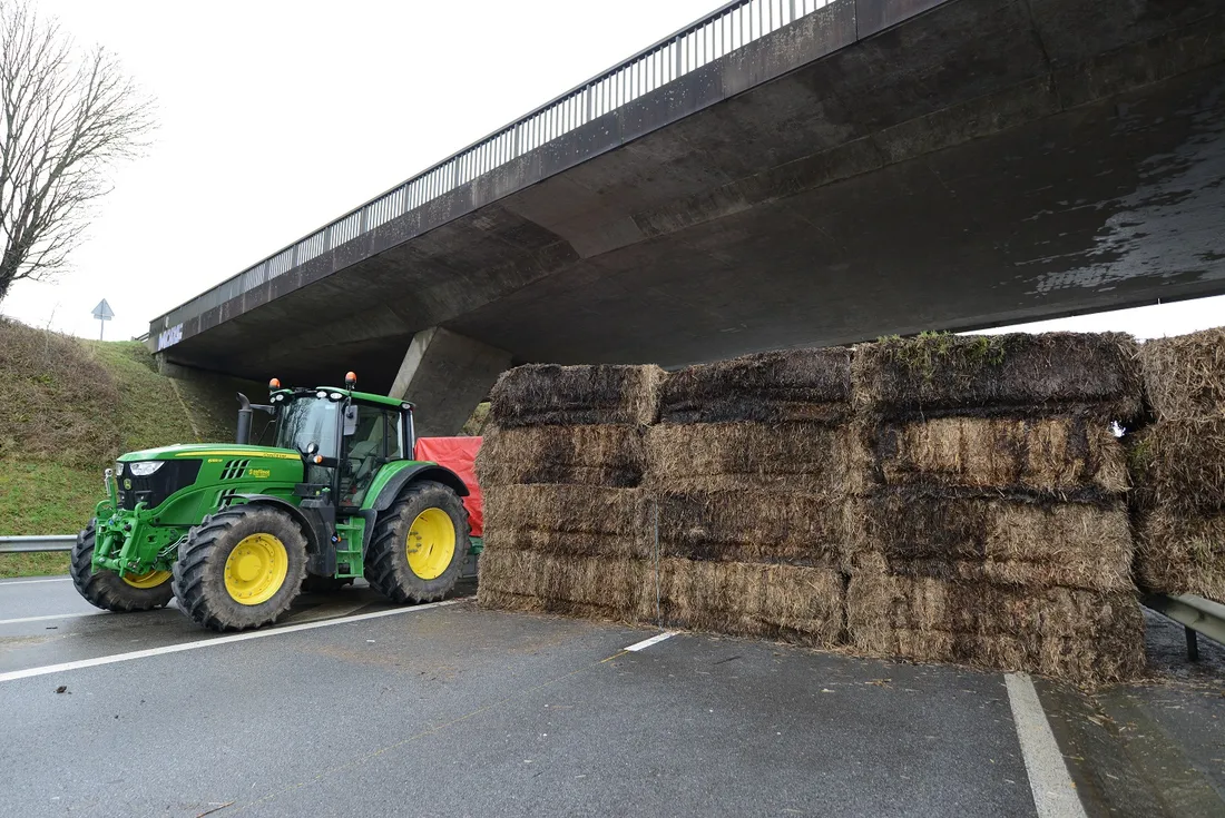 Blocage RN 165 à Quimper