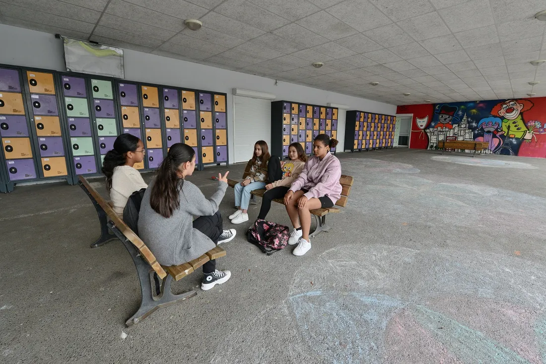 Stage pré-rentrée à St-Brieuc (préau)