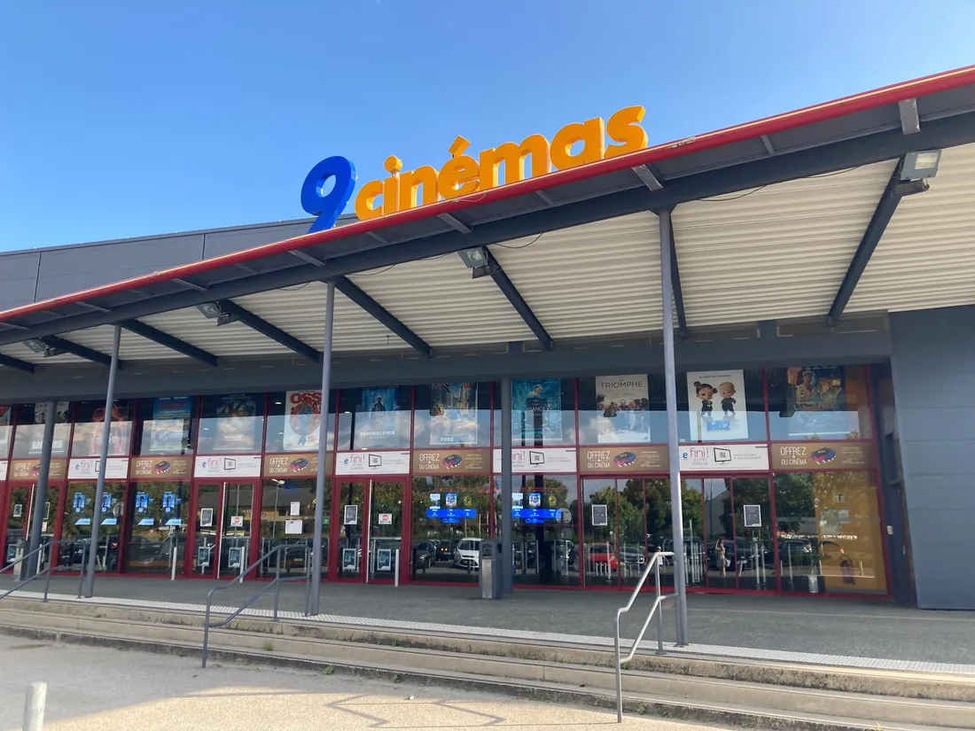 Cinéville de St-Sébastien sur Loire (44)