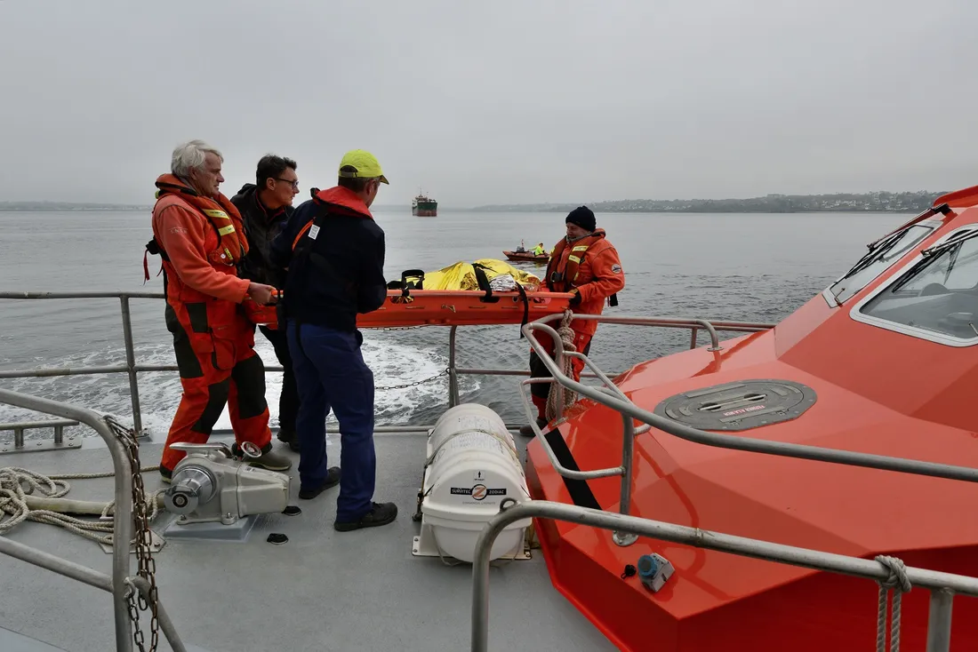 Exercice en rade de Brest