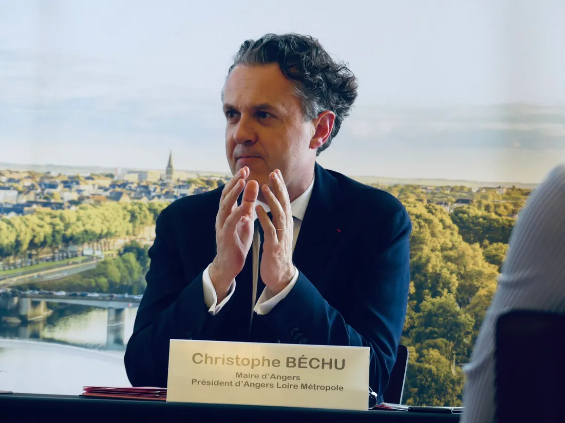 Le maire d'Angers Christophe Béchu