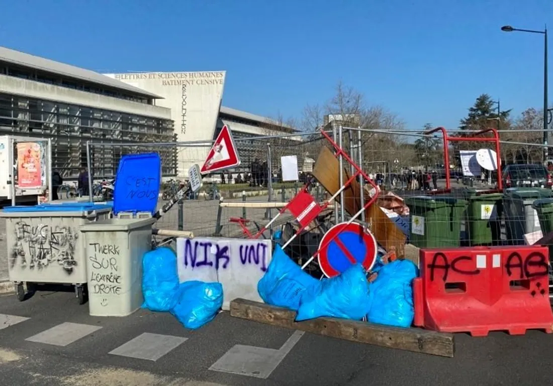 La faculté de Nantes est bloquée
