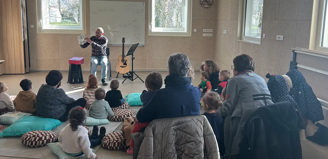 Atelier de comptines à Romagné (35)