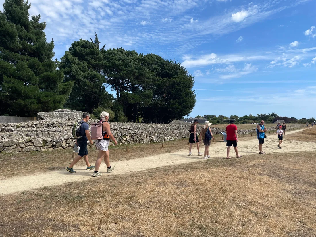 Le site des mégalithes de Locmariaquer le jeudi 28 juillet 2022.