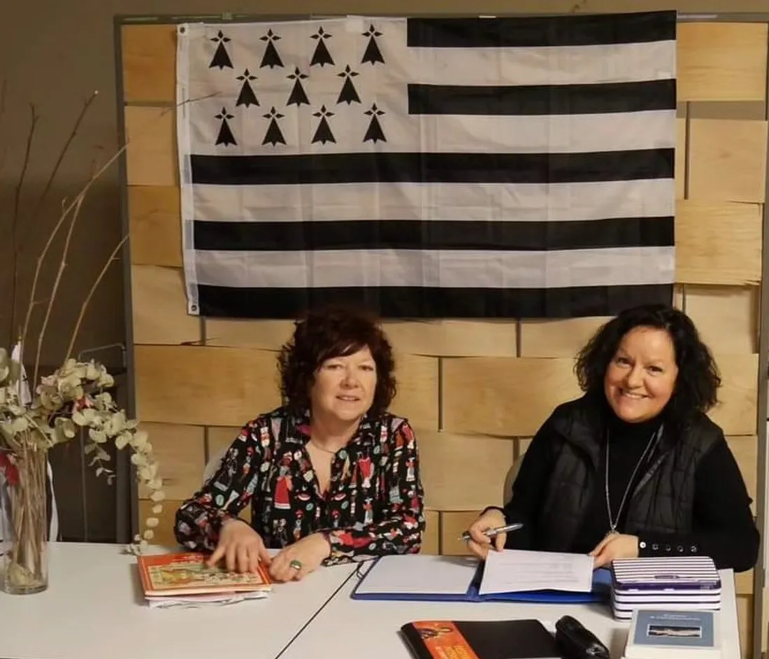Isabelle Kerdudo (présidente à gauche) et Loli Lopez (secrétaire à droite)
