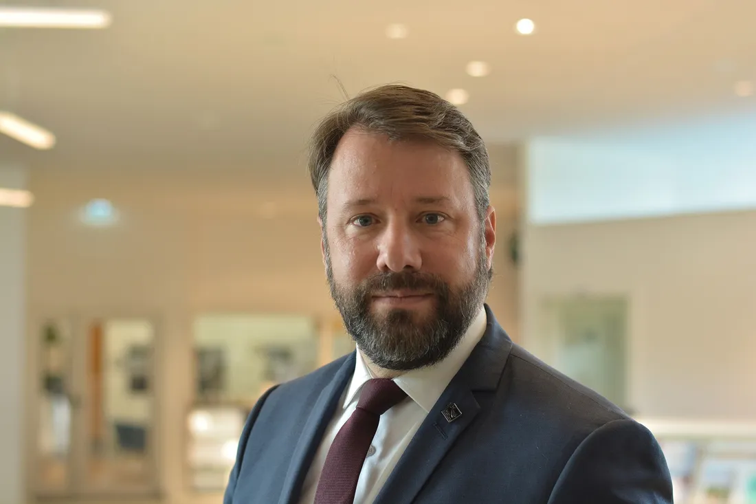 Crise politique : la décentralisation est une solution, pour le ...