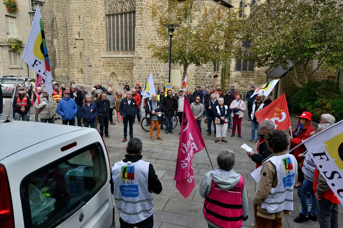 Les retraités manifestent  St-Brieuc (22)