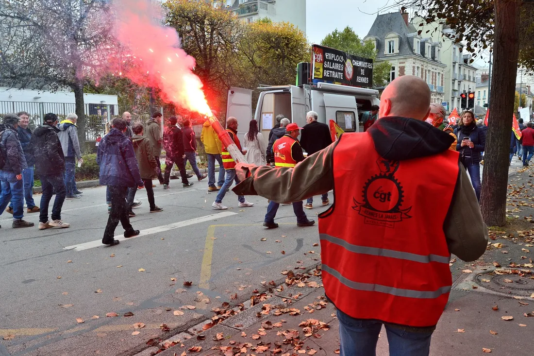 Mobilisation du 18 octobre - fusée éclairante