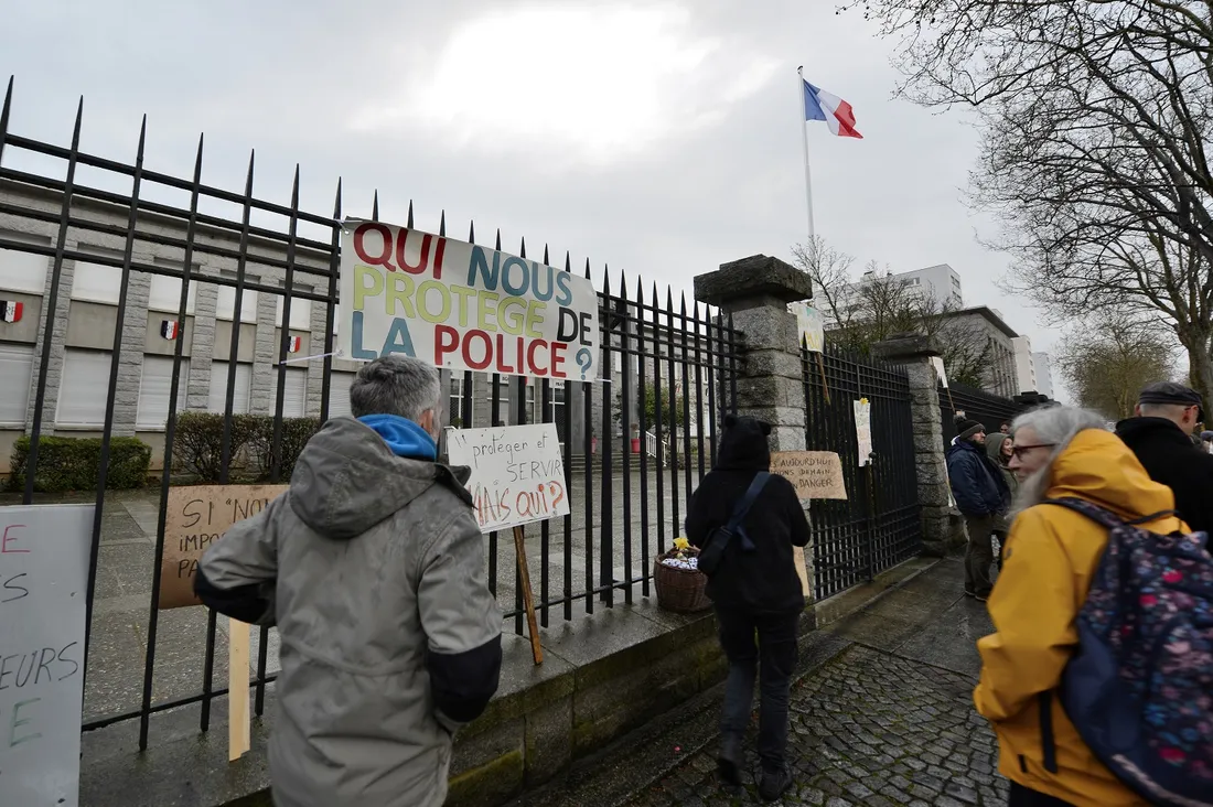 Manifestation Lorient - contre les violences policières
