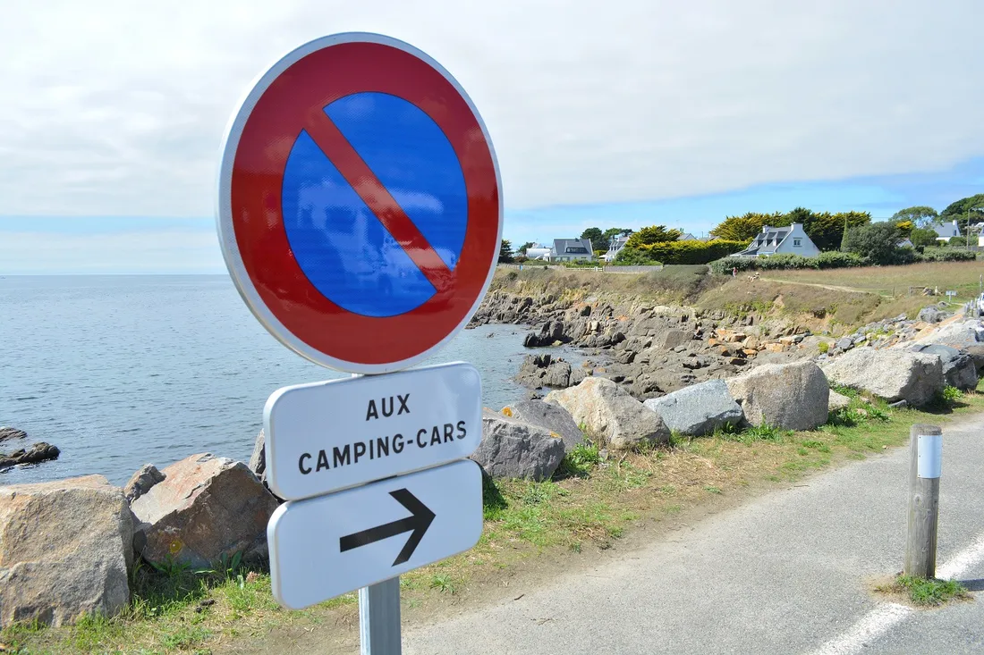 Panneau d'interdiction